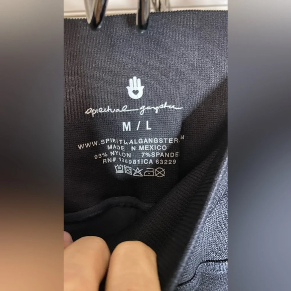 NWT Spiritual Gangster Black w/Gray Stripe Seamless Compression Leggings M/L - Picture 6 of 7